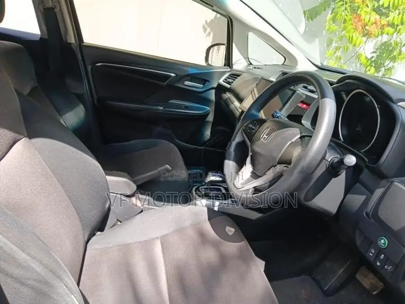 Honda Fit GP 5 2014