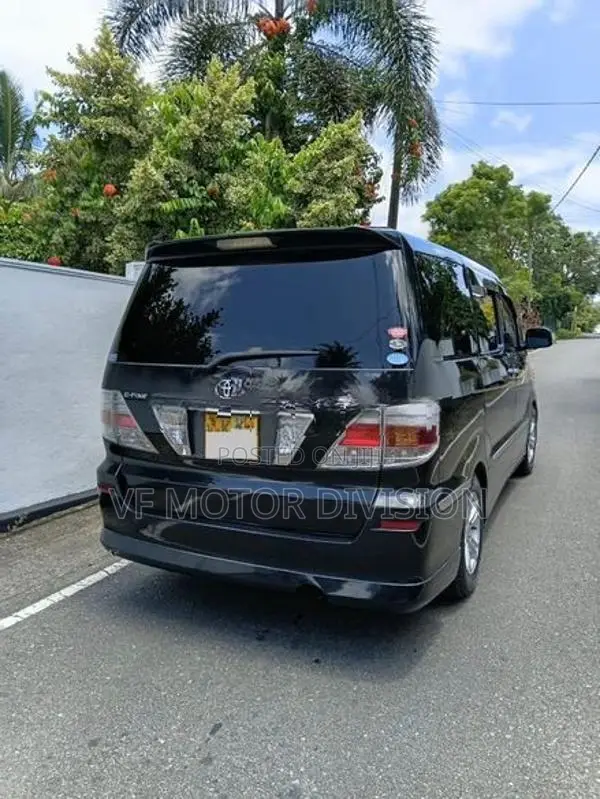 Toyota Alphard 2008