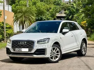 Audi Q2 TFSI S line 2018
