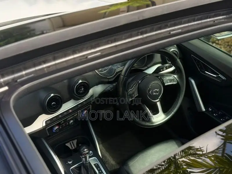 Audi Q2 TFSI S line 2018