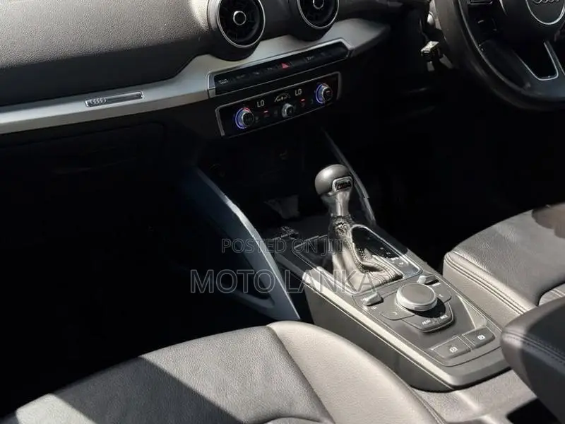 Audi Q2 TFSI S line 2018