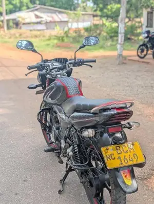 Bajaj Discover 125 2015