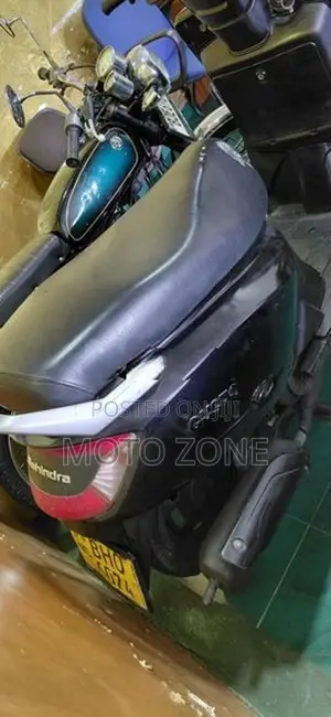 Mahindra Gusto 2018