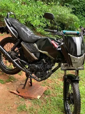 TVS Star Sport 2005