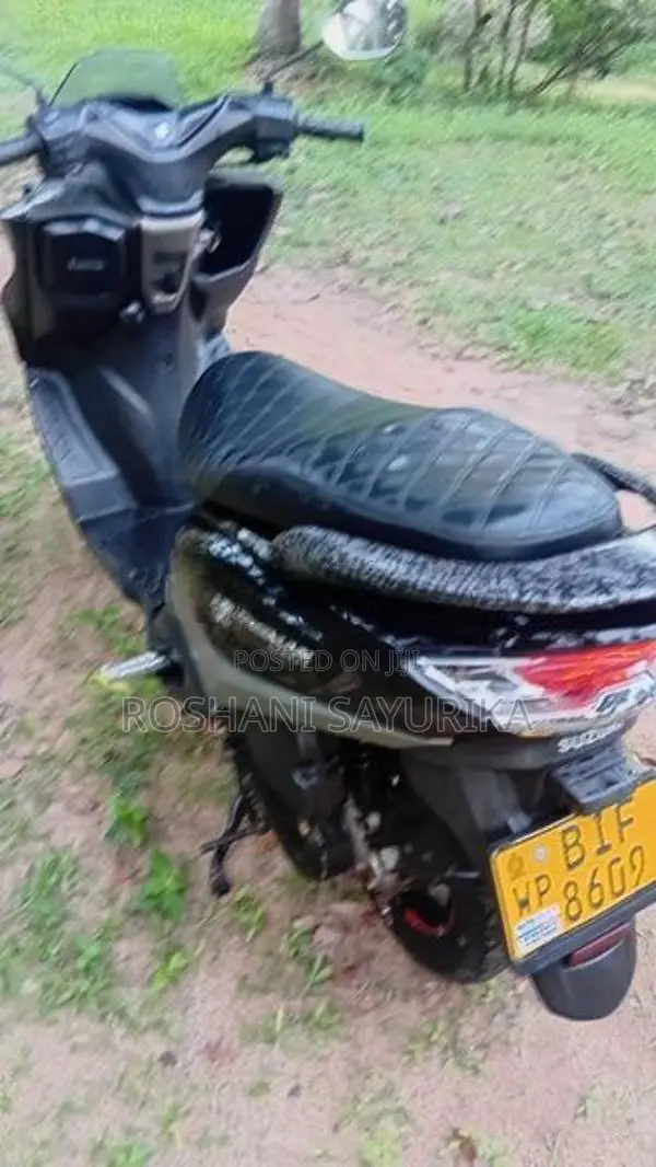 Suzuki Burgman 125 2020