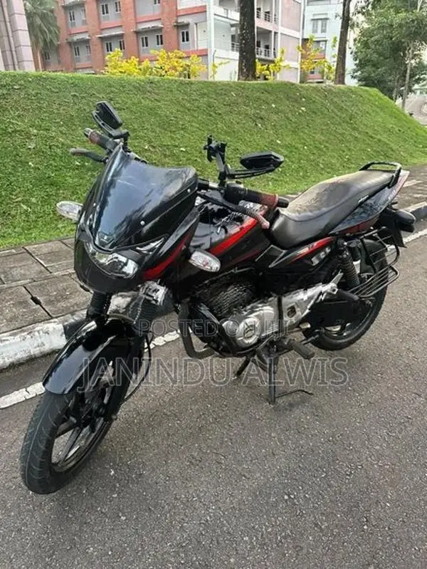 Bajaj Pulsar 150 2011