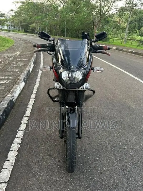 Bajaj Pulsar 150 2011