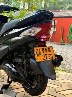 Yamaha Ray 2014