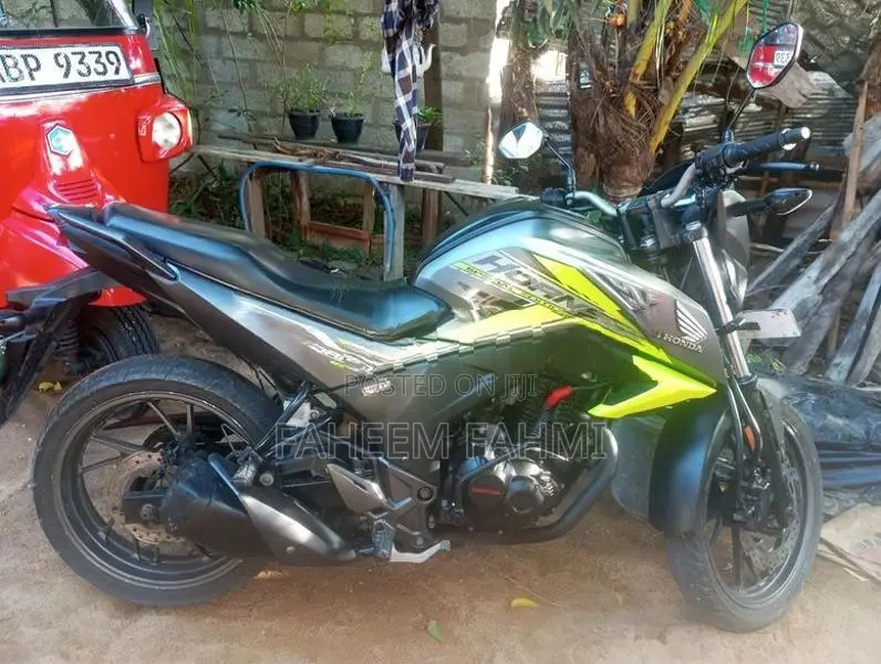Honda Hornet 2019