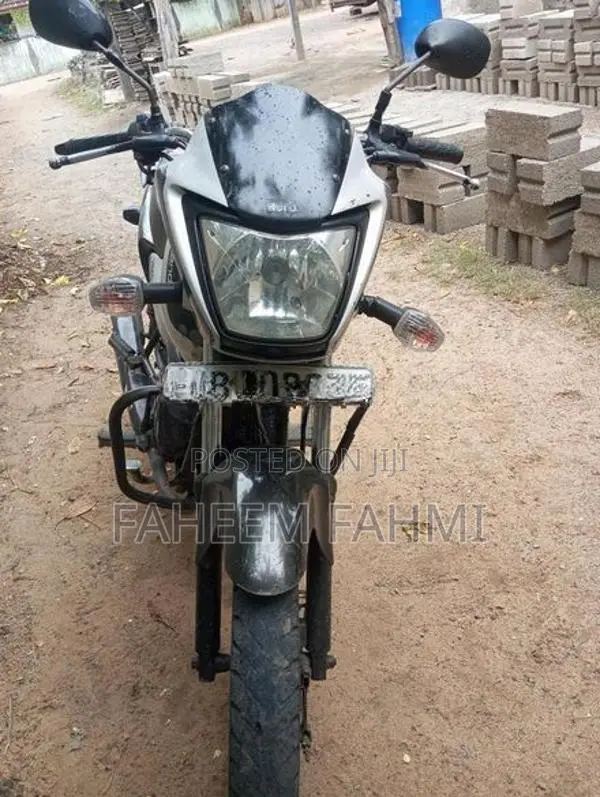 Honda Hornet 2019