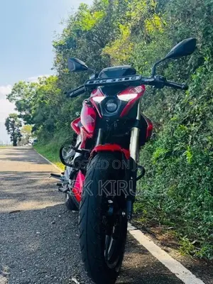 Bajaj Pulsar N160 2025