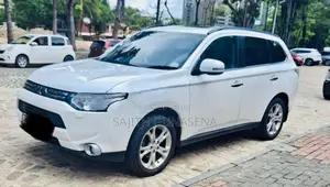 Mitsubishi Outlander 2013