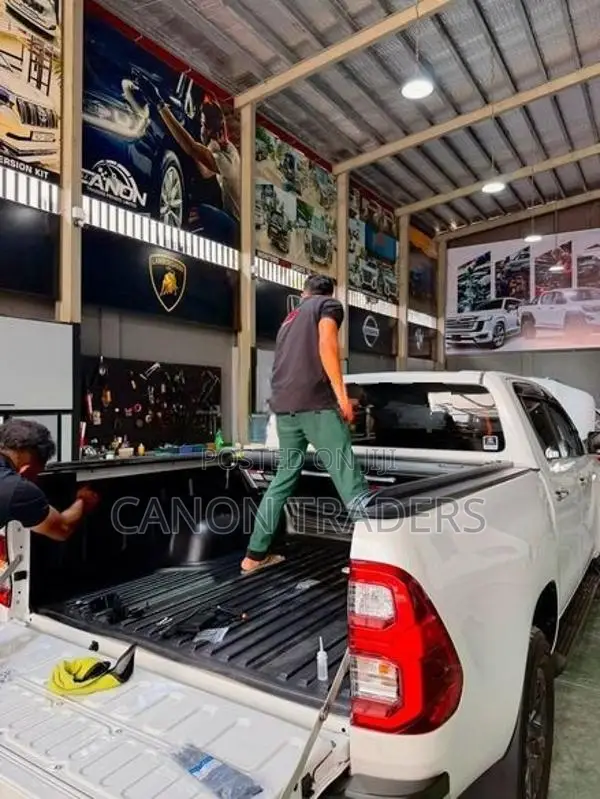 Original Toyota Hilux Bedliner 2025