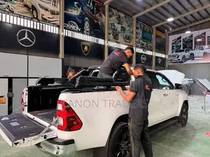 Original Toyota Hilux Bedliner 2025