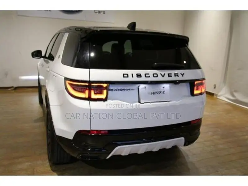 Land Rover Discovery Sport Dynamic HSE P300e 2025