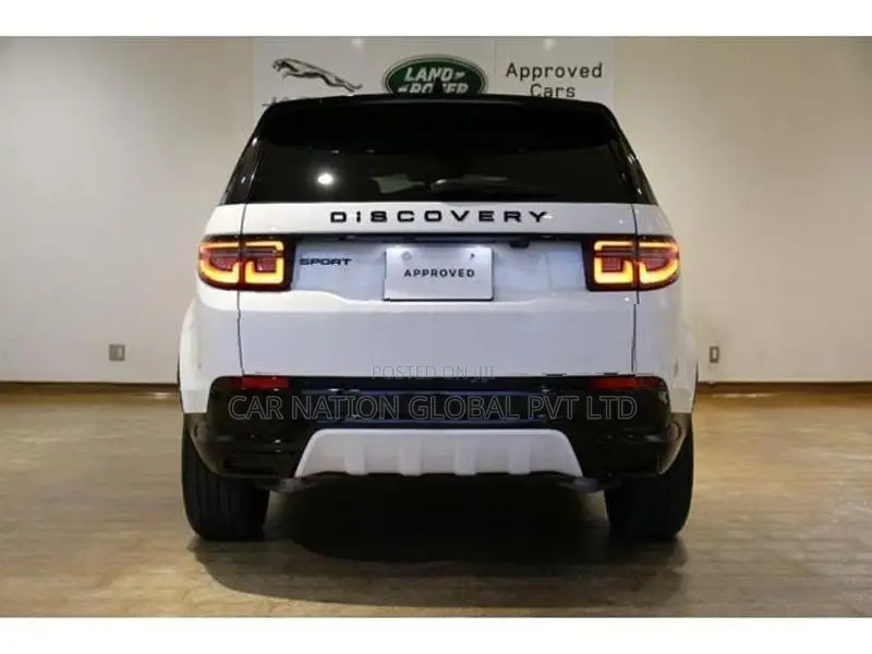 Land Rover Discovery Sport Dynamic HSE P300e 2025