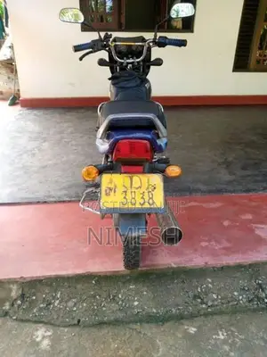 Bajaj CT100 2004