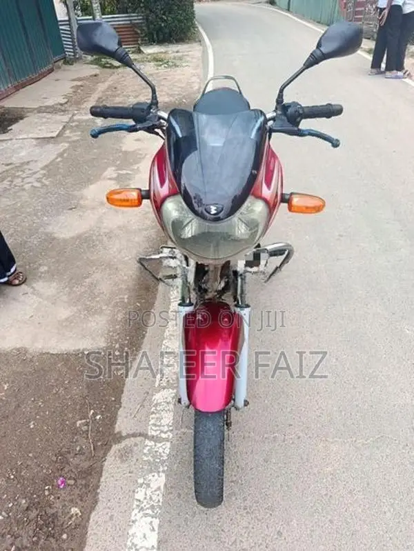 Bajaj Discover 125 2012
