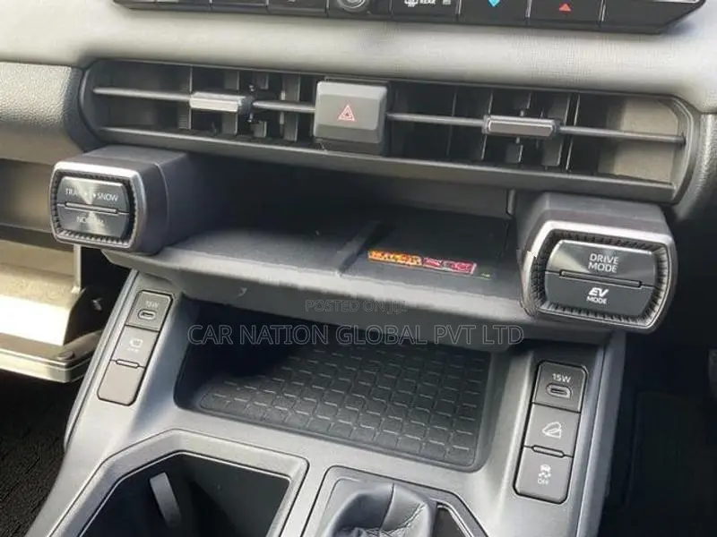 Toyota RAV4 Adventure HEV 2026