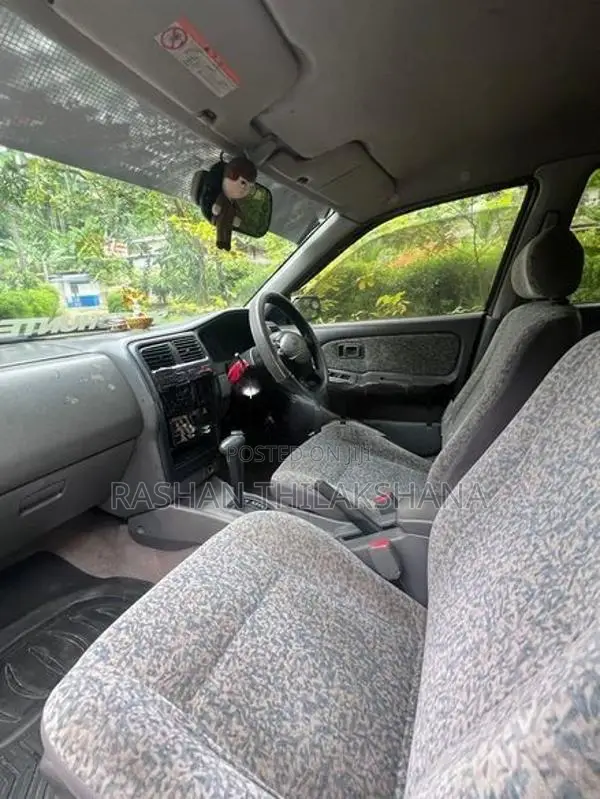 Nissan Pulsar CJ1 1997