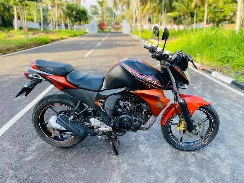 Yamaha FZs V2 2015