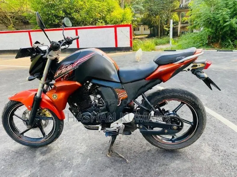 Yamaha FZs V2 2015