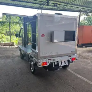 Suzuki Carry Food Truck 2025