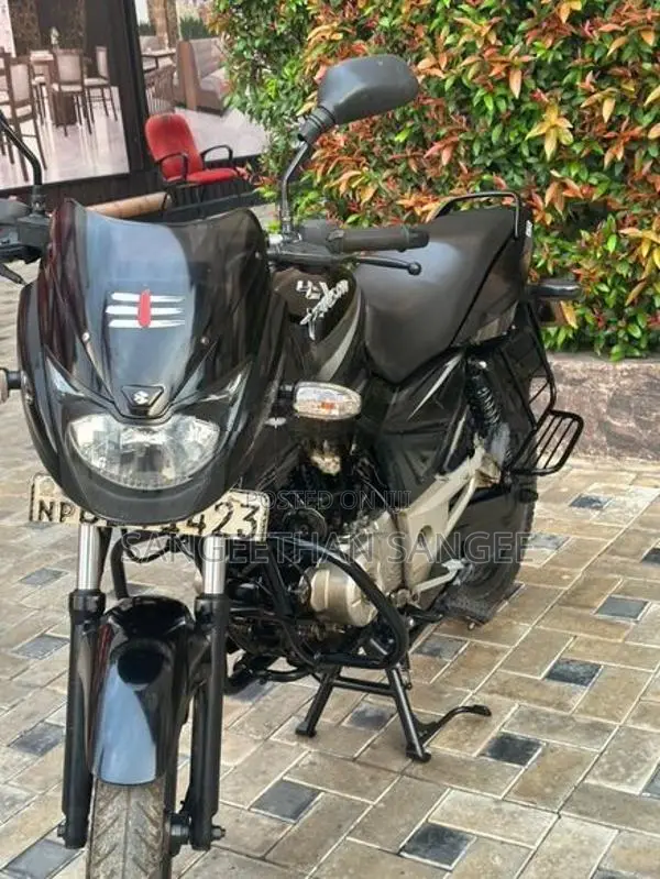 Bajaj Pulsar 150 2017