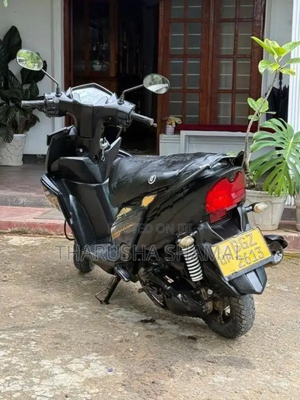 Yamaha Ray ZR 2018