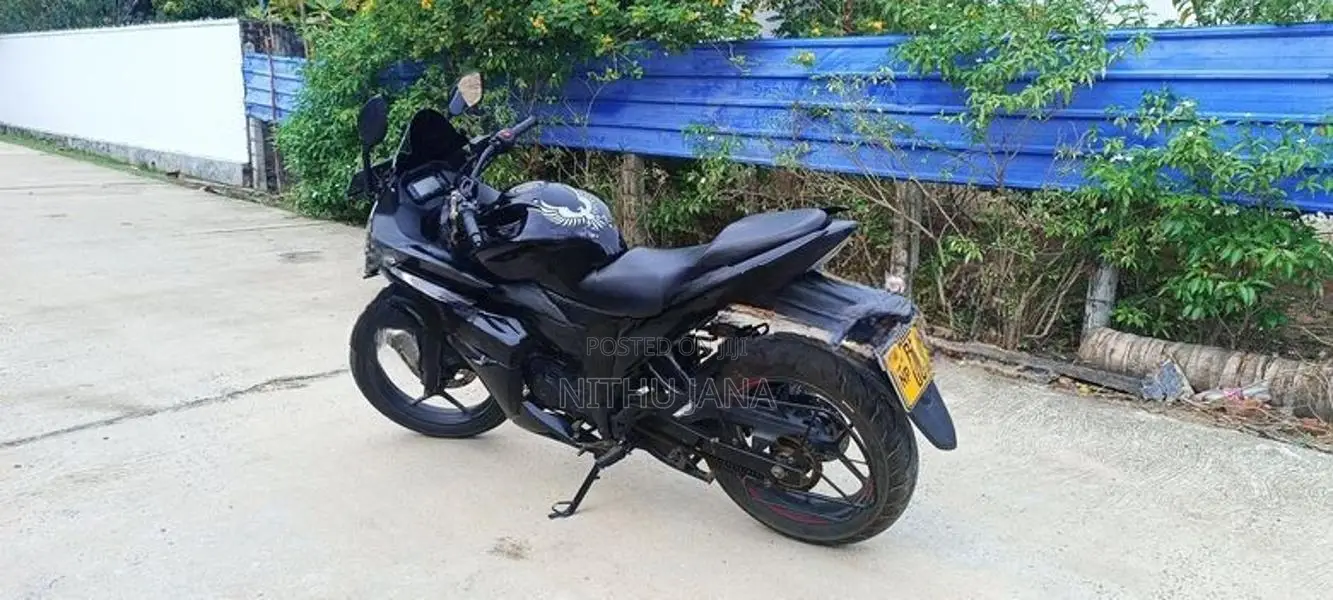 Suzuki Gixxer SF 2018