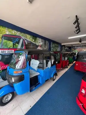 Bajaj RE 2026