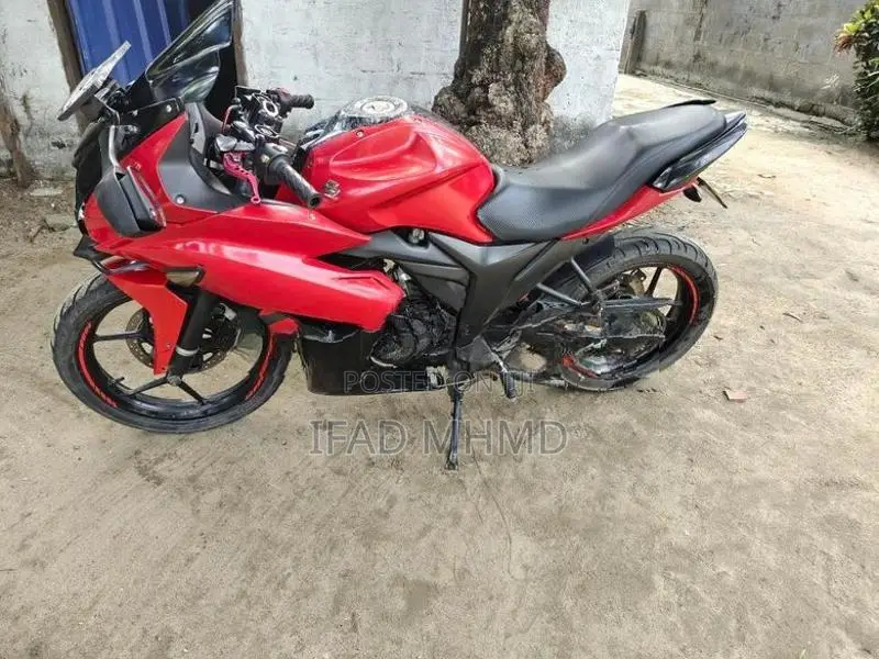 Suzuki Gixxer SF 2017