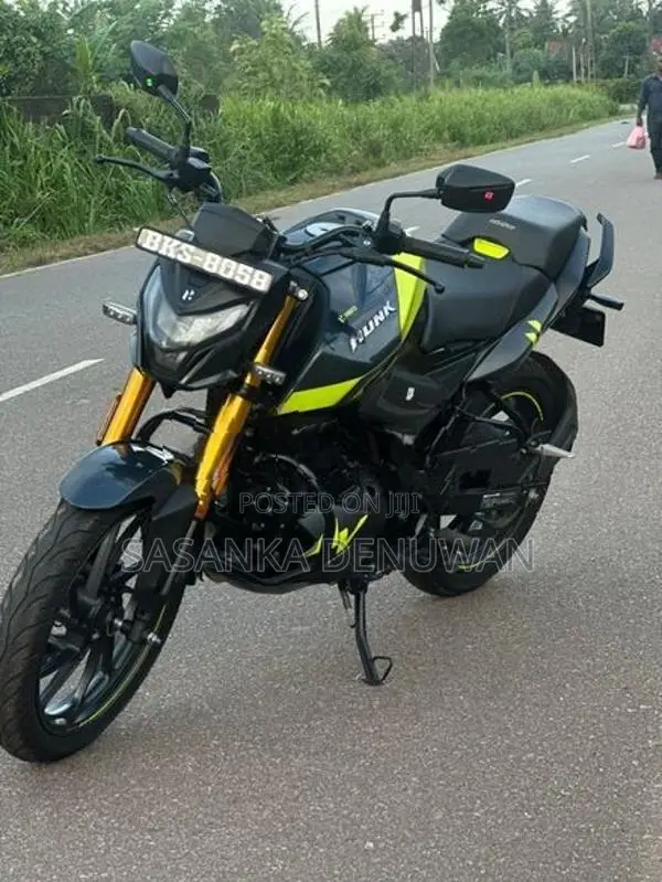 Hero Hunk 160R 2026