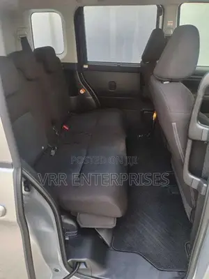 Toyota Roomy 2023