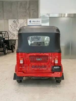 Bajaj RE 2025