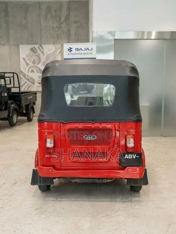 Bajaj RE 2025