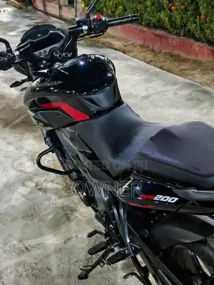 Bajaj Pulsar NS200 2025