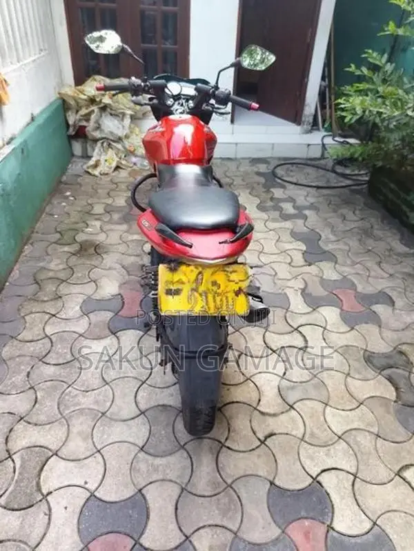 Bajaj Pulsar 135 2010
