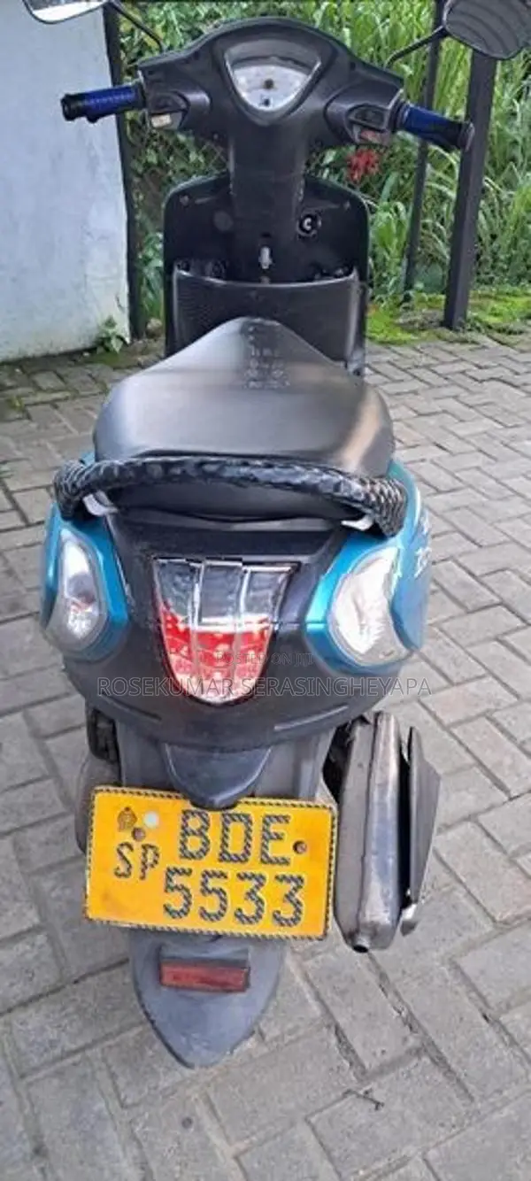 TVS Zest 2015