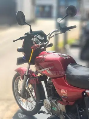 Bajaj CT100 2010