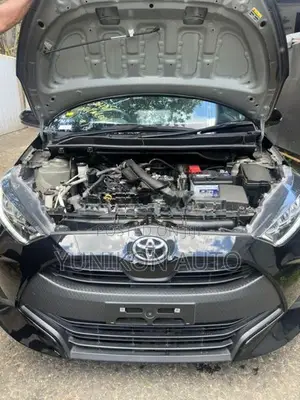 Toyota Yaris G Grade LED 2023