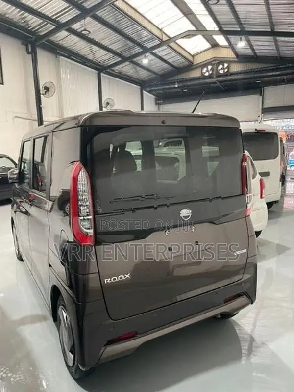 Nissan Roox 2024
