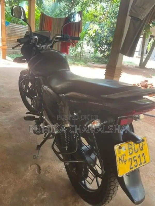 Bajaj Discover 125 2015