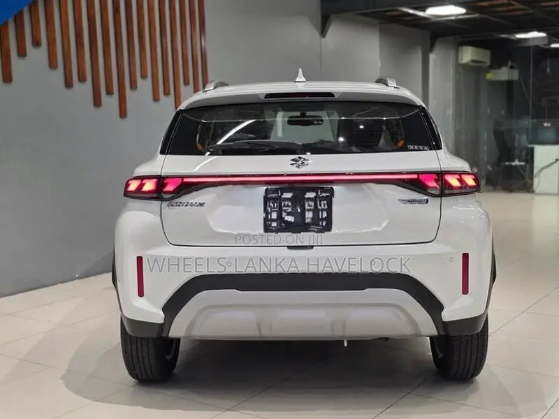 Suzuki Fronx Alpha Hybrid 2026