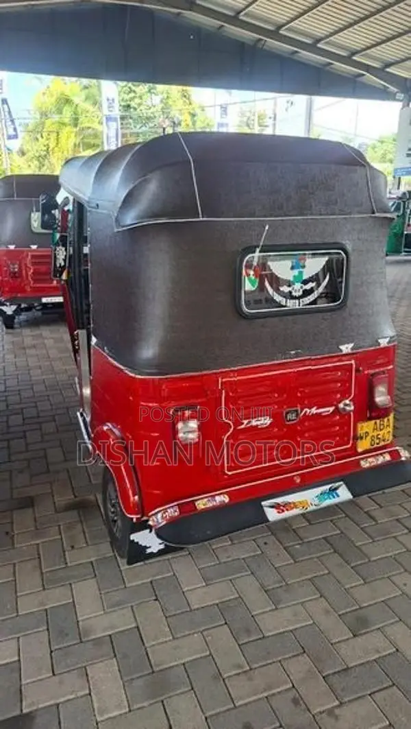 Bajaj RE 4 Stroke 2015