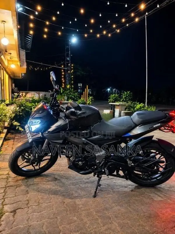 Bajaj Pulsar NS200 bs7 2025