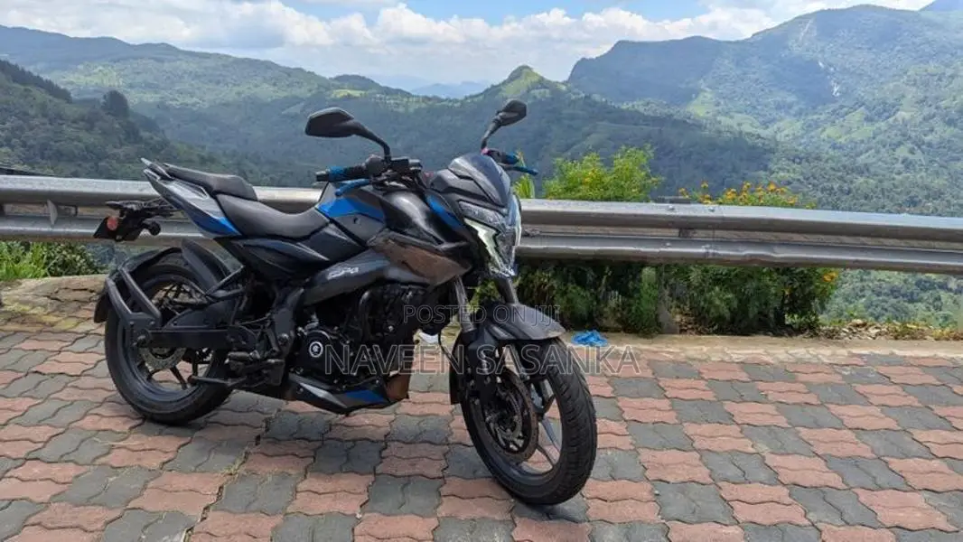 Bajaj Pulsar NS200 bs7 2025