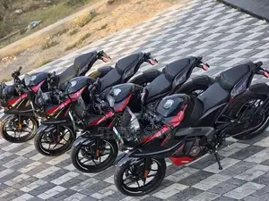 Bajaj Pulsar RS200 2026