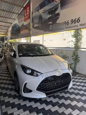 Toyota Yaris X 2024