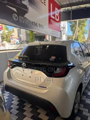 Toyota Yaris X 2024